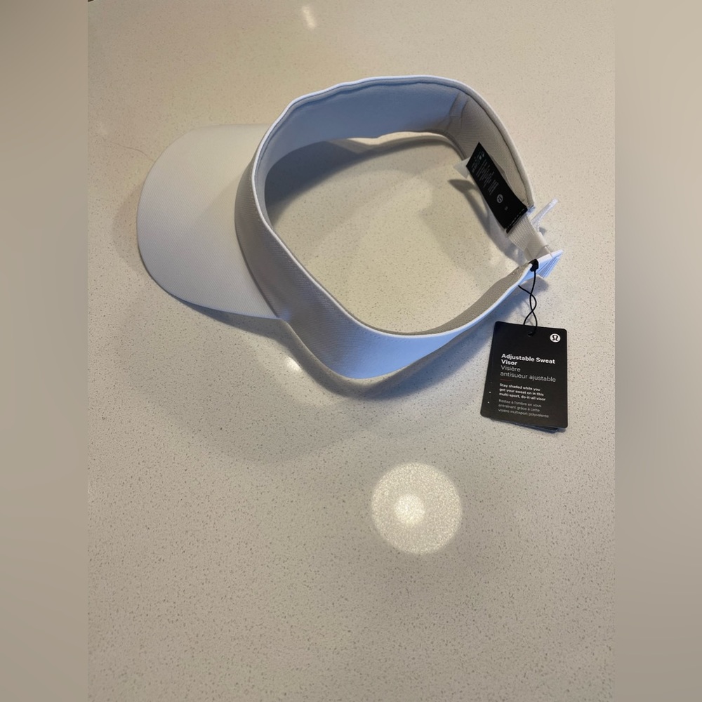 Lululemon Visor *White* New W/Tags, unworn